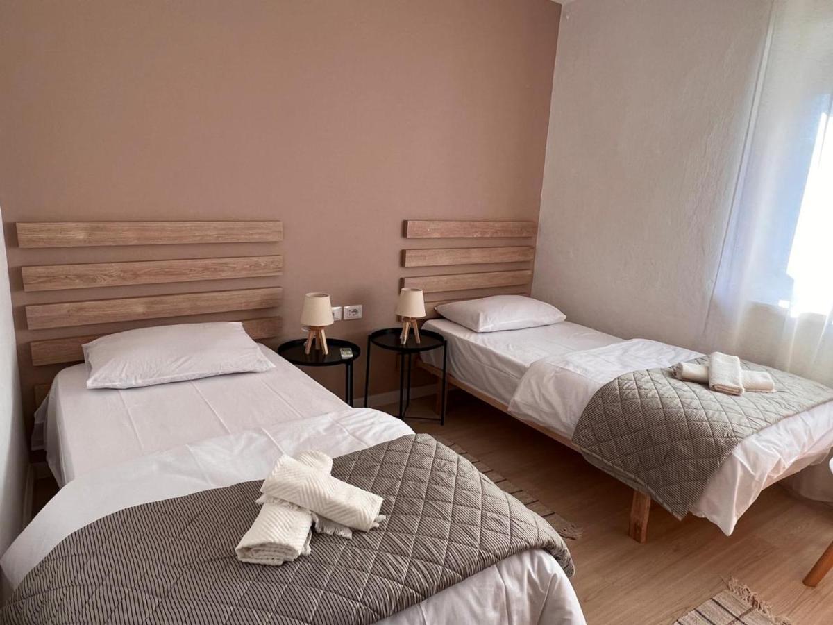 Centre Apartment In Shkodër Buitenkant foto